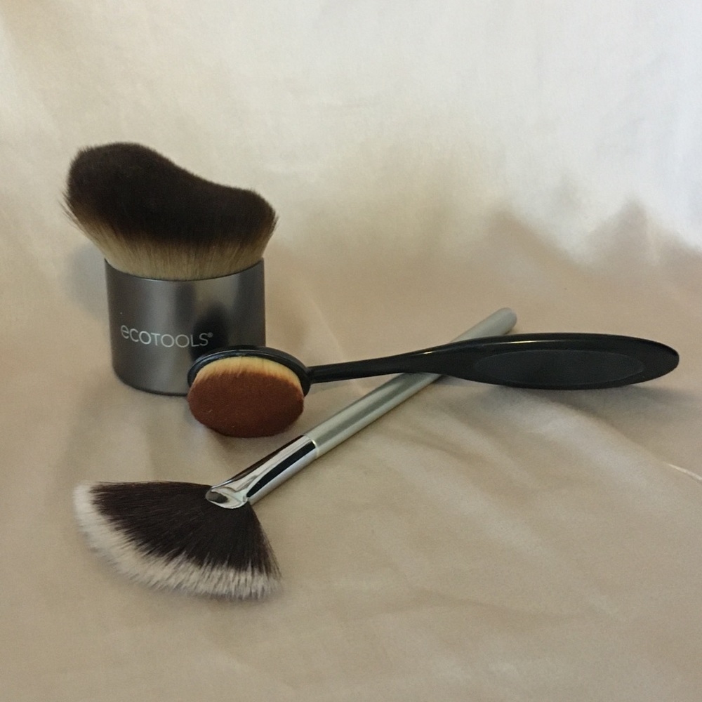 3 Accent Brushes